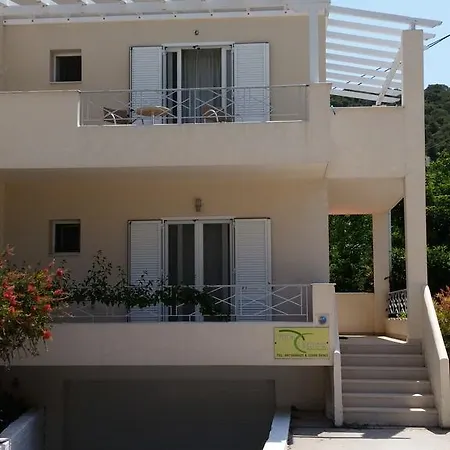 Villa Muses Poros Town Room photo