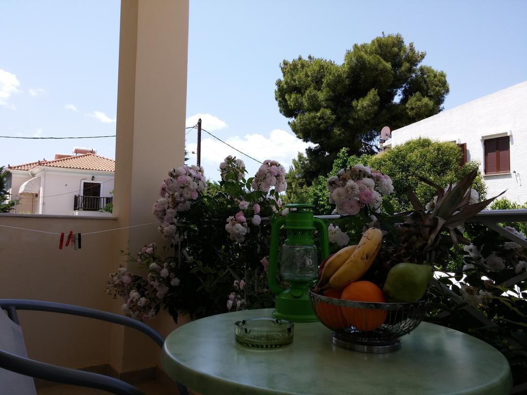 Muses Poros Town